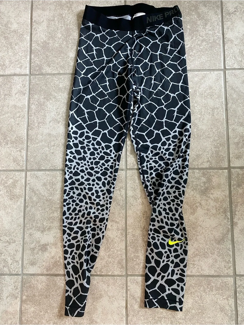 Nike Girls' Black & Gray Animal Print Leggings with Neon Swoosh Medium